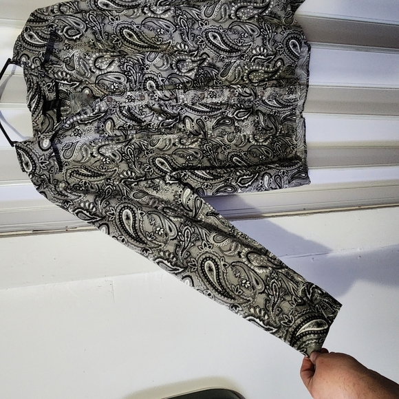 Lane Bryant Black and White Women's Top - Picture 4 of 7